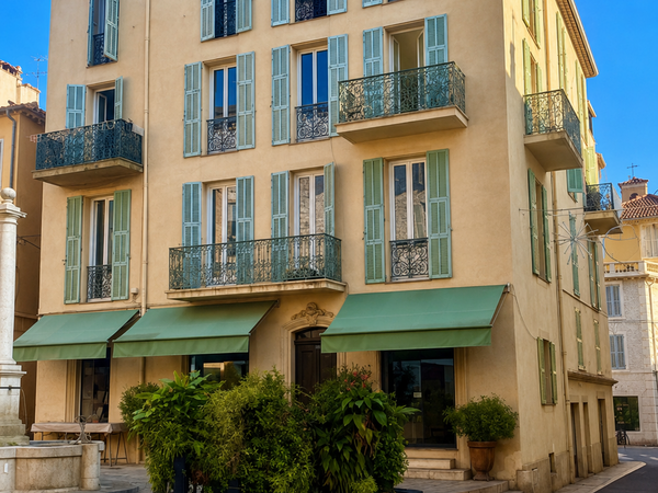 Boutique 175 m² — Nice