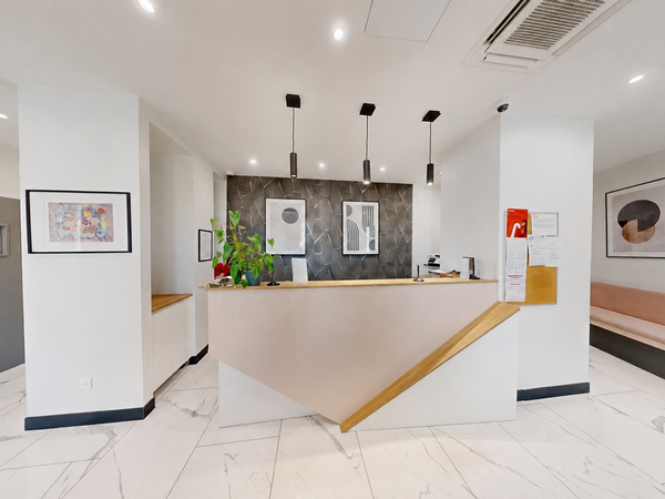 Murs commerciaux 200 m² — près de Bordeaux